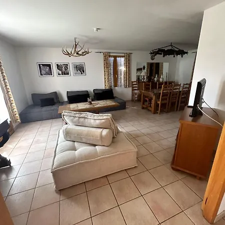 Dom wakacyjny Belle Maison Spacieuse Proximite *